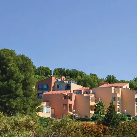 Nice In W/ 0 Bedrooms * La Ciotat