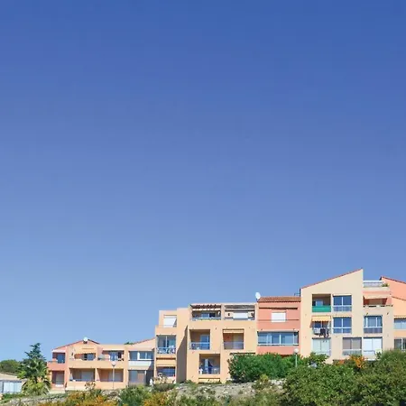 Nice In W/ 0 Bedrooms * La Ciotat